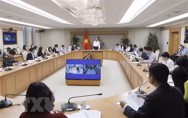 坚决不让政府新任期内存在法律文件积压、拖拉问题 ảnh 2