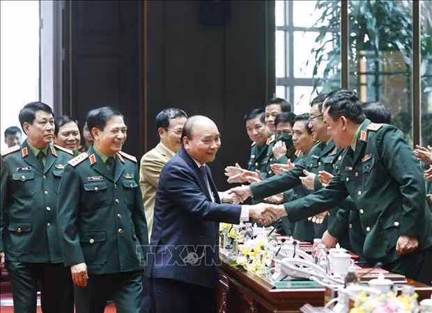 越南国家主席阮春福：中央军委已胜利完成越共十一大八中全会决议中各项任务目标 ảnh 1