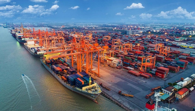 2022年越南全国贸易顺差112亿美元。图自越通社 2022年越南全国贸易顺差112亿美元 ảnh 1