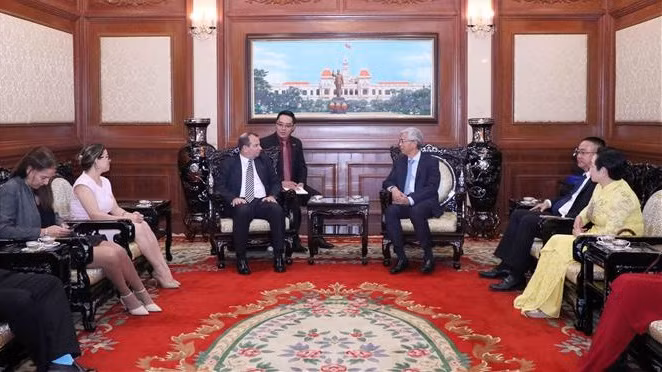 越南胡志明市人民与古巴人民加强交流与合作 ảnh 1