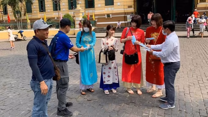 促进人民出国旅游，提高国家旅游业竞争力 ảnh 1