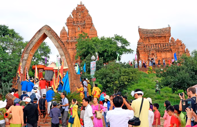 占族同胞卡特节的特色 ảnh 1