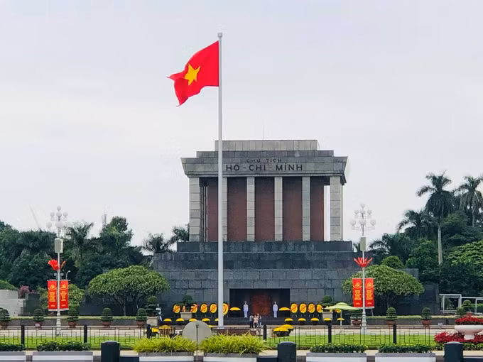 胡志明主席陵将于8月16日起重新开放 ảnh 2