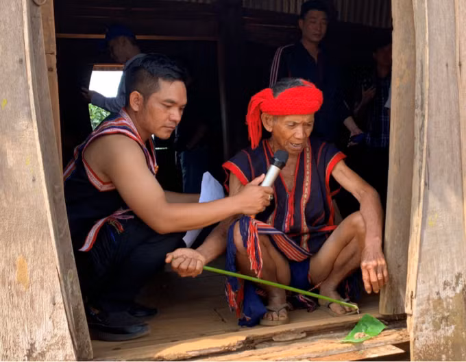 嘉莱族的祈雨仪式 ảnh 1