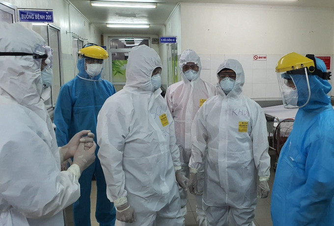 附图 。图自越通社 新增两名新冠肺炎病例因严重基础疾病死亡 ảnh 1