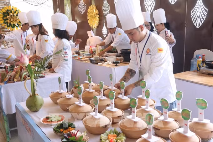 槟椥省222道椰子菜创下世界纪录 ảnh 2