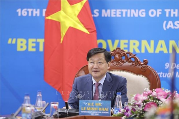 越南政府监察总署总监察长黎明慨主持会议。图自越通社 2020东盟主席年:善政有助于有效反腐败 ảnh 1