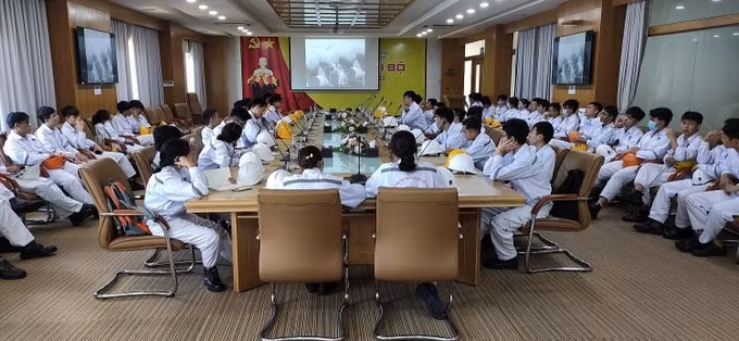 越南油气大学获得美国ABET认证 ảnh 2