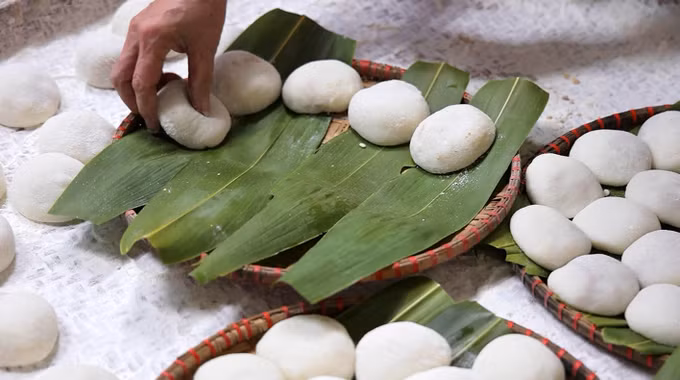 越南山由族人的白头饼 ảnh 2
