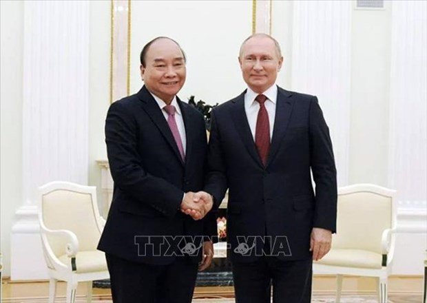 越南国家主席阮春福与俄罗斯总统普京。图自越通社 越南国家主席阮春福与俄罗斯总统普京举行会谈 ảnh 1