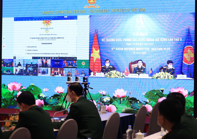 会议场景。图自越通社 第八届东盟防长扩大会议以视频形式举行 ảnh 2