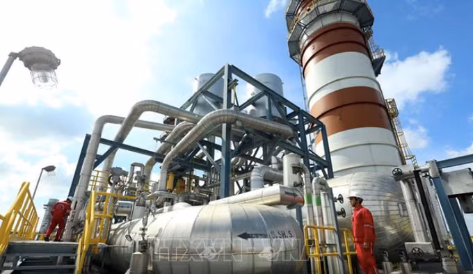 PV Power获惠誉“BB”评级 展望“积极” ảnh 1