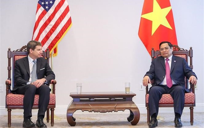 越南政府总理范明政会见美国国际开发金融公司首席执行官 ảnh 2
