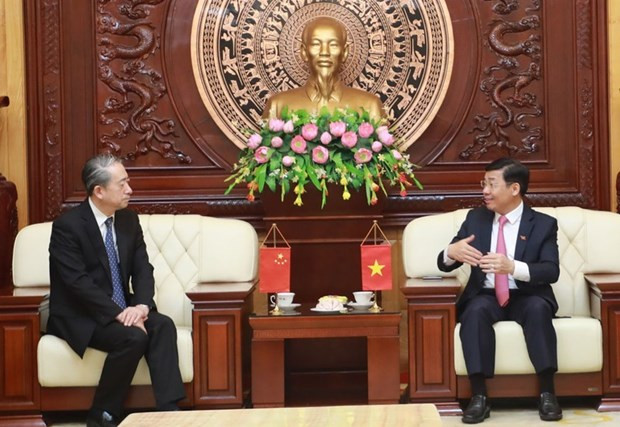 北江省省委书记杨文泰会见中国驻越南大使熊波。图自互联网 中国驻越南大使馆工作组对北江省进行工作访问 ảnh 1