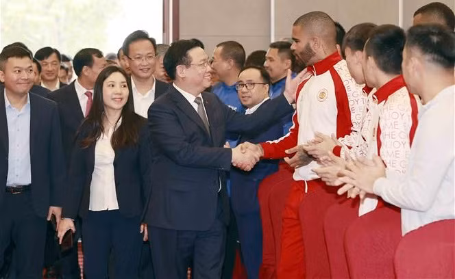 国会主席王廷惠在兴安省进行视察调研 ảnh 3