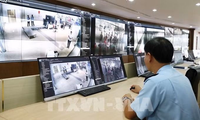 简化通关手续 力争到 2022 年实现无纸化通关 ảnh 1