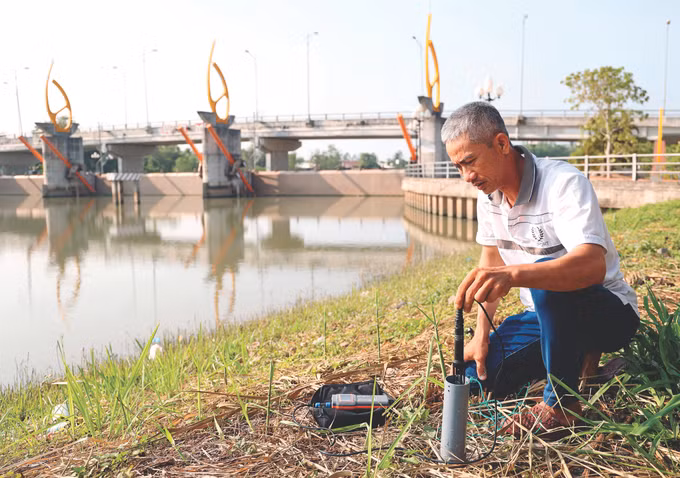 Tra Vinh tim nuoc ngot cho vung han man 4A.JPG