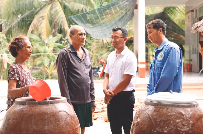 Tra Vinh tim nuoc ngot cho vung han man 5B.JPG