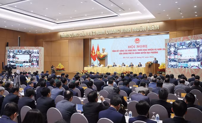 3-quang canh hoi nghi-duong giang.jpg