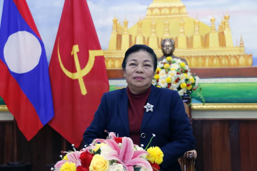 老挝人民革命党中央对外联络部部长：越南共产党领导越南取得举世瞩目的成就