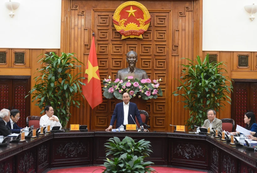 越南政府总理阮春福主持政府历史编撰会议