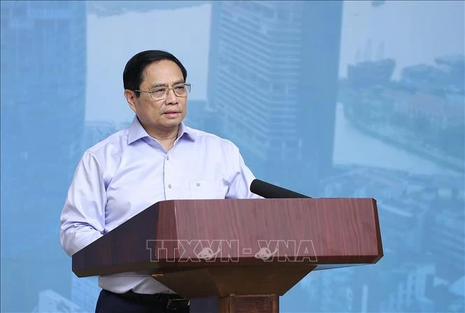 政府总理范明政：国家鼓励各经济成分按照市场机制发展社会保障性住房和工人住房