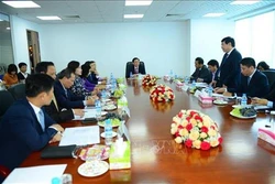 越南政府副总理王廷惠会见缅甸计划和财政部部长梭温