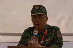 越南二级野战医院医疗队在南苏丹班提乌举行越南医师节纪念活动