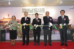 首个越南图书专卖区在韩国首尔正式开业