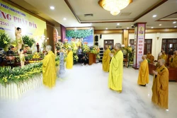 越南佛教协会举行简短而庄严的佛历2565年佛诞大典