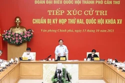 越南政府总理范明政接待芹苴市选民