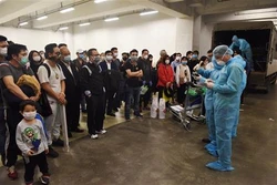 河内市对从疫区回国的越南公民进行隔离