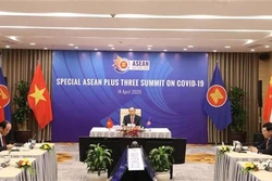 越南政府总理阮春福主持召开东盟与中日韩抗击新冠肺炎疫情领导人特别会议
