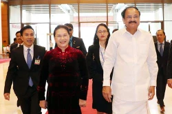 国会主席阮氏金银会见印度副总统奈杜