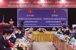 越南清化省与老挝华潘省加强地方间合作