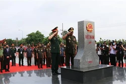 第一届越柬边境国防友好交流活动举行