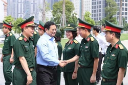 政府总理范明政：Viettel 继续有效实施建设和捍卫国家两项战略任务