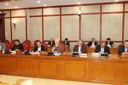 阮富仲：疫情防控要再接再厉绝不能有丝毫松懈