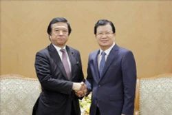 促进越南与日本在经济与海洋科学领域的合作