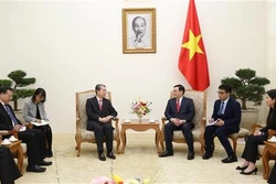 越南政府副总理王廷惠会见中国驻越大使熊波