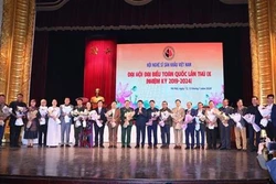 武文赏出席越南戏剧艺术家协会第9次全国代表大会