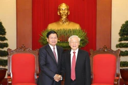 越共中央总书记、国家主席阮富仲会见老挝政府总理通伦·西苏里