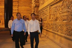 政府常务副总理张和平赴河南省考察2019年联合国卫塞节准备工作