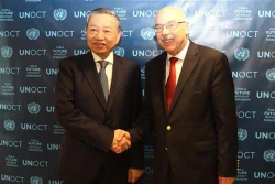 越南公安部部长苏林对美国进行正式访问