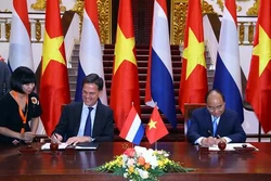 越南政府总理阮春福与荷兰首相马克·吕特会谈