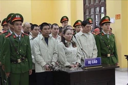 谅山省破获一起特大跨境贩毒案 11人获死刑