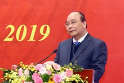 越南政府总理阮春福：群众工作必须瞄准提高人民精神和物质生活水平的目标 