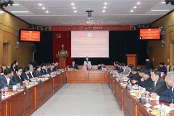 越共中央民运部部长张氏梅会见老挝建国阵线中央委员会代表团