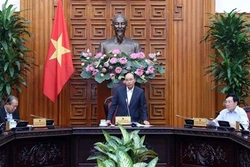 阮春福总理就一些交通项目主持召开政府常务会议