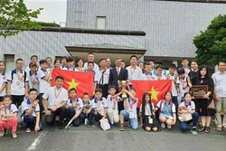 参加世界数学邀请赛的所有越南学生都获奖